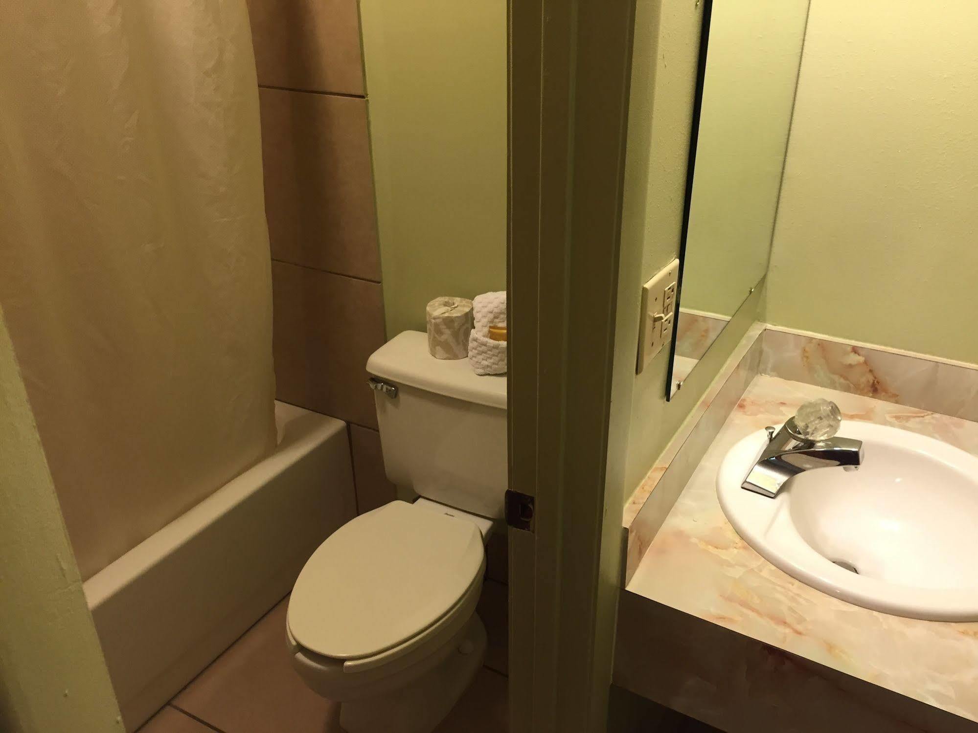 Sebring Inn Εξωτερικό φωτογραφία